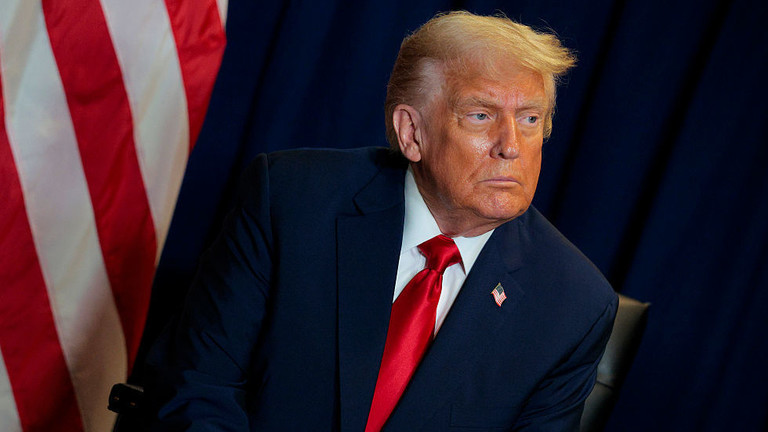 68da11bb85f540428e4e786d