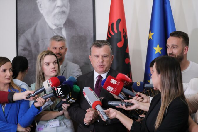 72ab9516 4974 4360 80ed B19de44e1f42