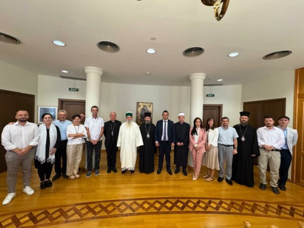 7f9844a5 F8b3 4232 Be51 9b1d8455e095