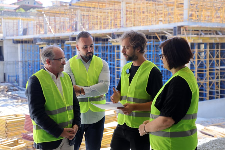  900 0 1758353978xhha 0690jpg 274