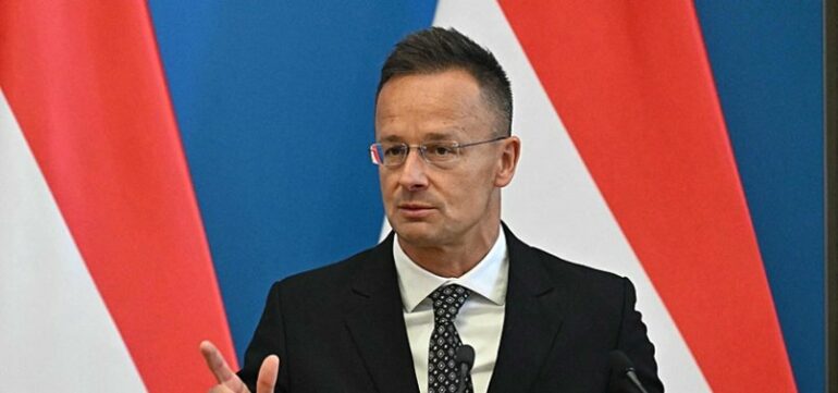 Hungaria Paralajmëron