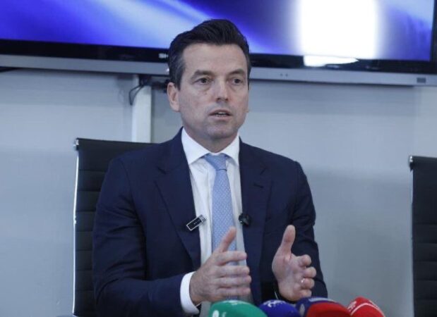 Db7fe660 6c61 4ecf 987f 2bf33093029a