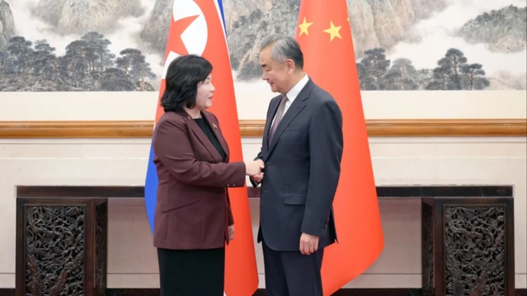 Mixcollage 29 Sep 2025 02 44 Am 1096