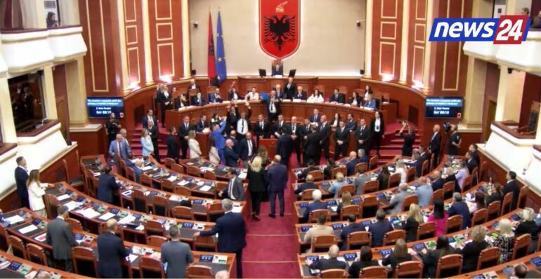 Opozira Bllokon Foltoren