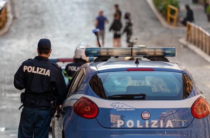 Policia Italiane