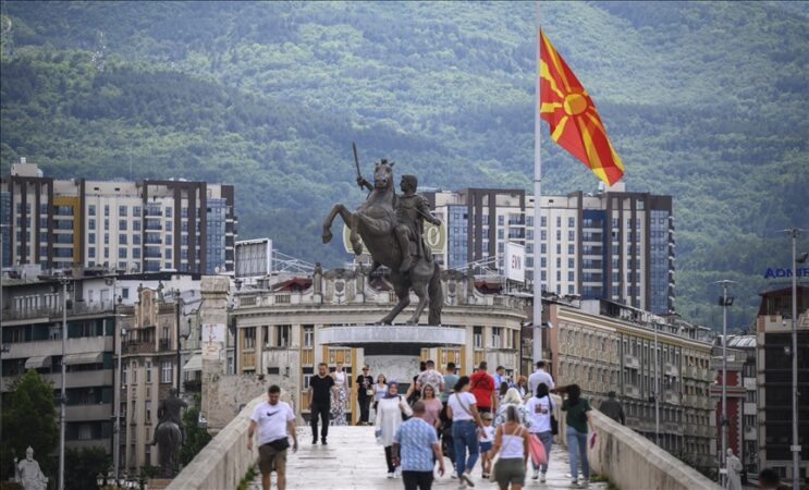 Thumbs B C 1a5499dd40b06a771f3ef047c032ddef