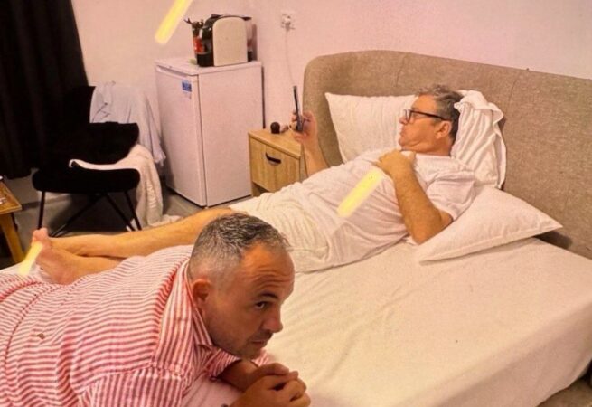 Vangjush Dako Ne Qeli