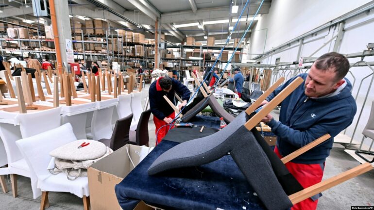 01000000 0aff 0242 E65a 08db19787af0 W1597 N R1 S S