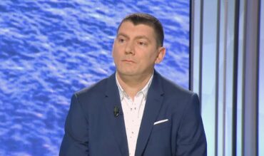 04abce44 Cb44 457b B1c3 2d3b470e4e27