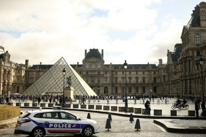 318e6db6d54be6faca7312f66f2c27ab