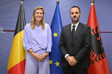 63e7045b Dfaf 4c25 A8d4 5cbeef1e331c