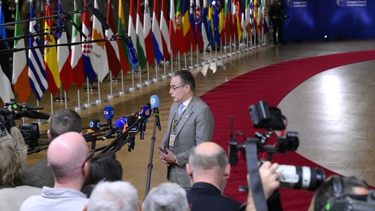 68fb601d85f5406ce01d64d5