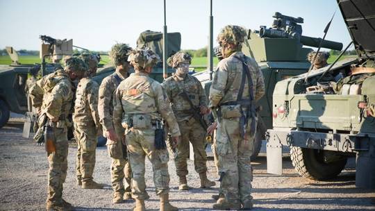 Incidentet ajrore në afërsi të Rusisë  droni misterioz kapet duke fluturuar mbi bazën amerikane në Estoni