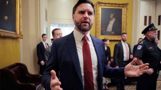 6902caef85f54047d96f2111