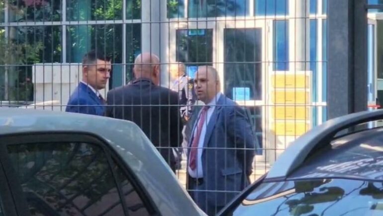 94d5edf2 9e81 4b42 8e55 E748c56f4275