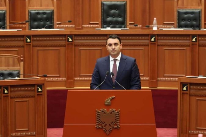 9b7fa04b B500 41ea Be76 Badd1467f82b