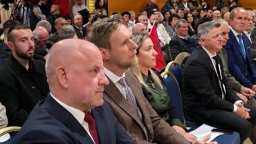 9f5a3360 109b 426b B7a5 62a1965426fd