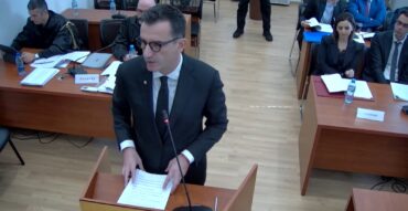 Erion Veliaj Ne Kushtetuese