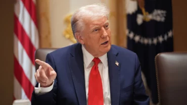 Ftesë Zyrtare Drejtuar Trump