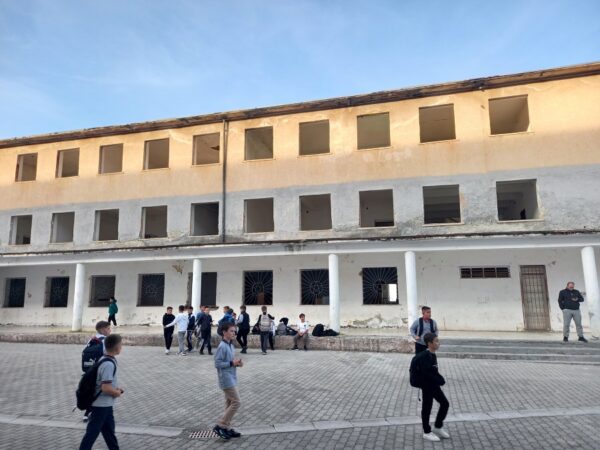 Godina E Ish Shkolles 9 Vjecare Bajram Currine Kukes Qe Do Te Transformohet Ne Nje Institucion Per Arsimin Profesional Me Kapacitet Per Mbi 300 Nxenes Dhe Kursante