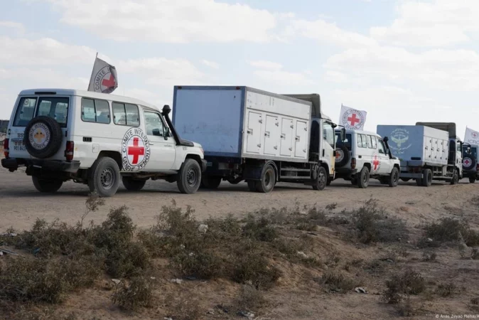 Hamasi I Dorëzon Kryqit Të Kuq