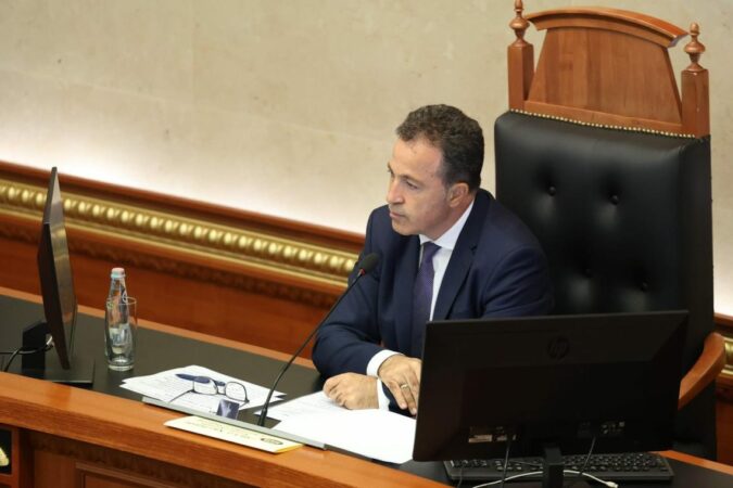 Niko Peleshi 1140x760