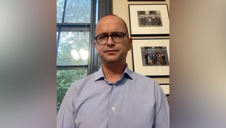 Whatsapp Video 2025 10 12 At 20.25.52.01 20 45 25.still039