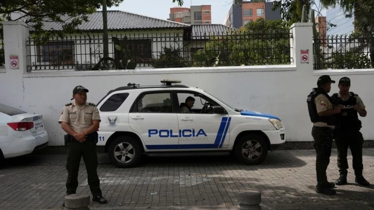 D85c055f Ap23352616775049