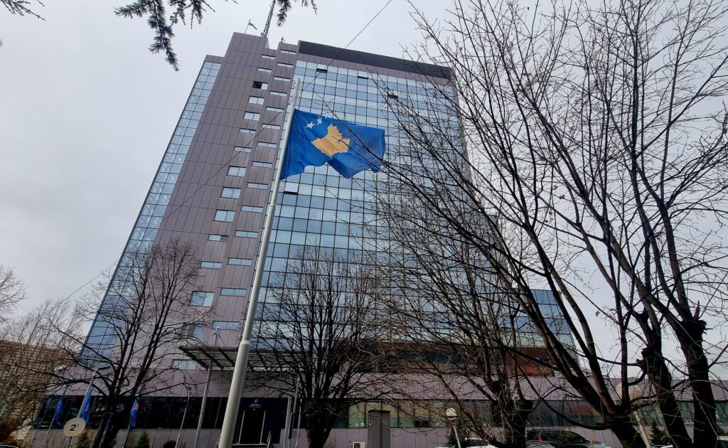 Ktheu misionin në Kosovë në ambasadë  SHBA përkujton 8 prillin e 2008 ës