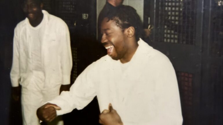 Mixcollage 24 Oct 2025 06 00 Am 8423