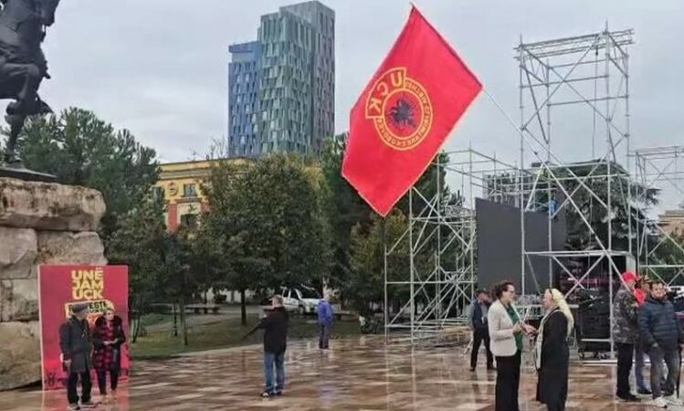 Protesta UÇk Sheshi Skenderbej