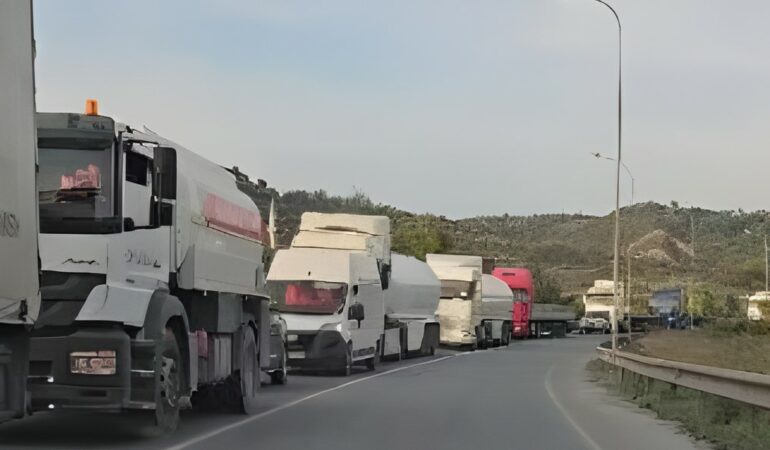 Trafik Ne Autostrade Tirane Durres