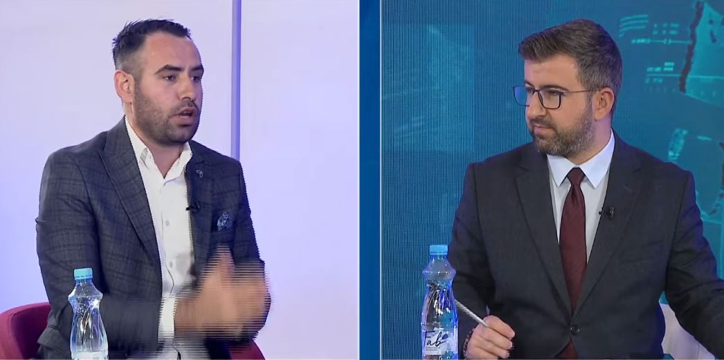 Gazetari bën deklaratën e fortë  Rama bleu opozitën në 11 maj  Sot protesta do jetë e dështuar me 200 njerëz