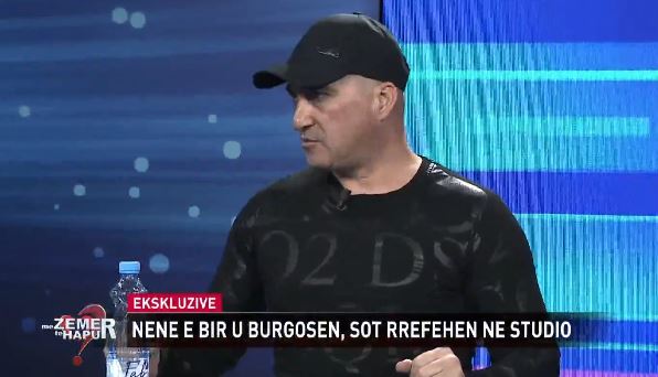 Armando Kumaraku mohon të ketë shfrytëzuar djalin në rrjetet sociale  Arrestimi  me prova të montuara nga ish gruaja  Misteri me thikën