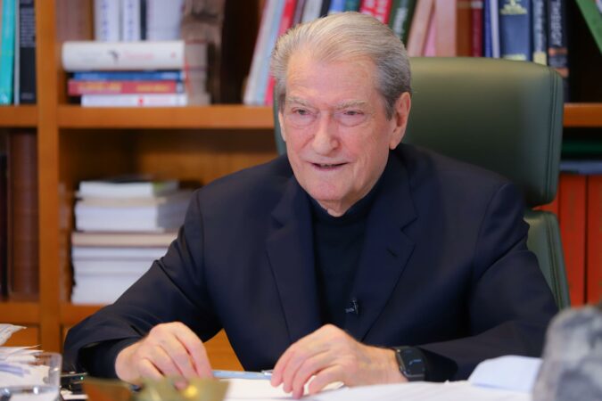 586573287 1621162222698207 1783589528580085966 N