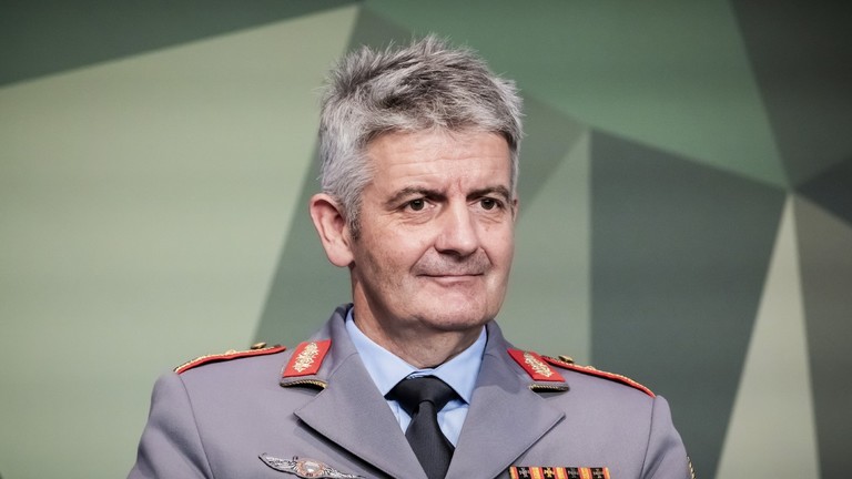  Moska mund të sulmojë që nesër   gjenerali gjerman  NATO do të dërgojë 800 000 trupa në rast lufte me Rusinë