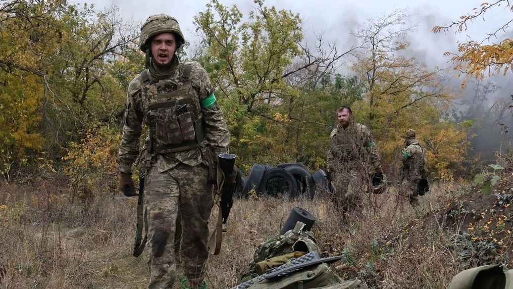 Luftë e ashpër midis trupave ushtarake ruse dhe ukrainase për kontrollin e Pokrovskut dhe Kupyanskut