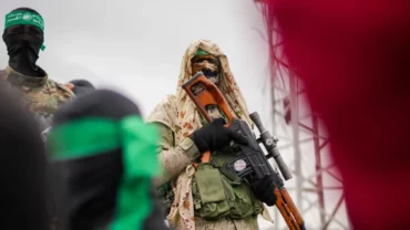 83ef5648 Ap25053446489530 1