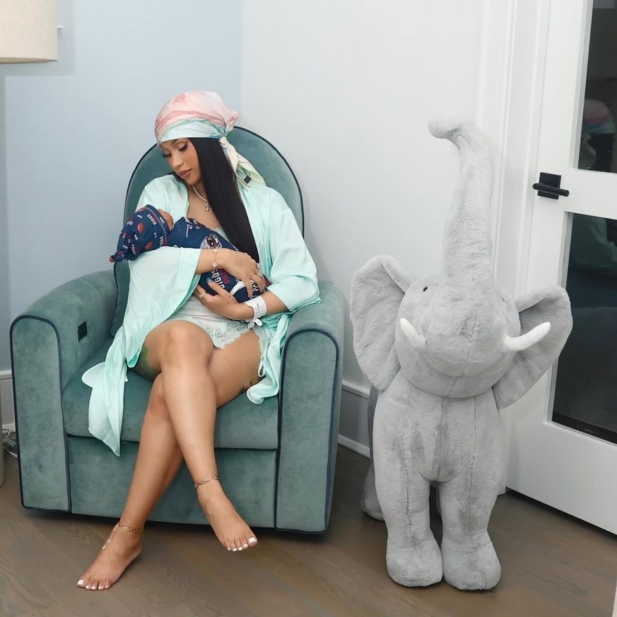 cardi-b-ruan-kujtimin-e-shtatzenise-ne-menyre-te-pazakonte