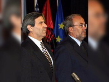 95453225 7425 48cc 93e5 E8ff9dfde409