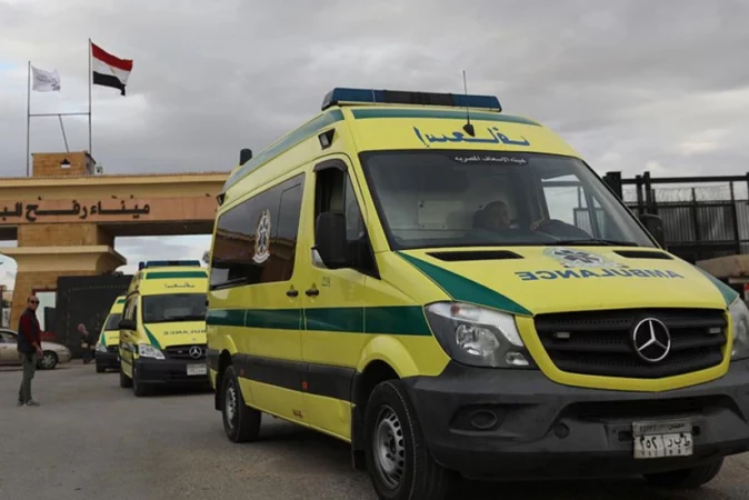 Autobusi Turistik Përplaset