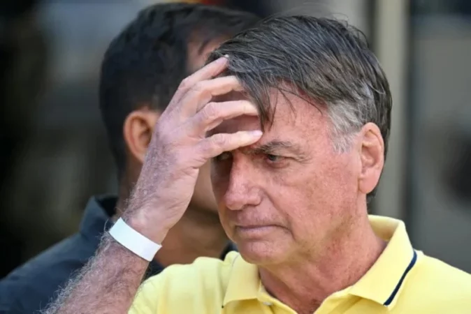 Bolsonaro Fillon Të Vuajë