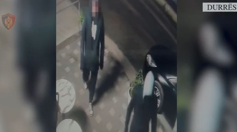 Grabiste biznesin ndërsa ishte nën masën  Arrest në shtëpi   arrestohet 29 vjeçari në Durrës  në pranga një prej b   