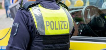 Gjermania Vendos Oficerë