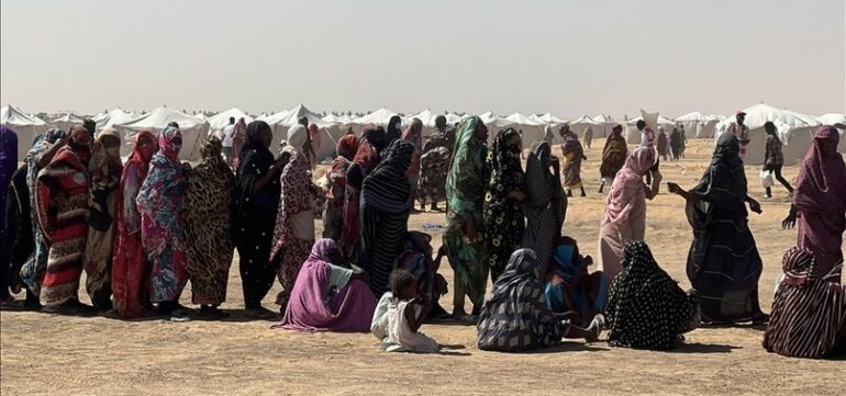 Mbi 1,000 Sudanezë Të Zhvendosur