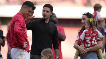 Mikel Arteta Granit Xhaka F365 1