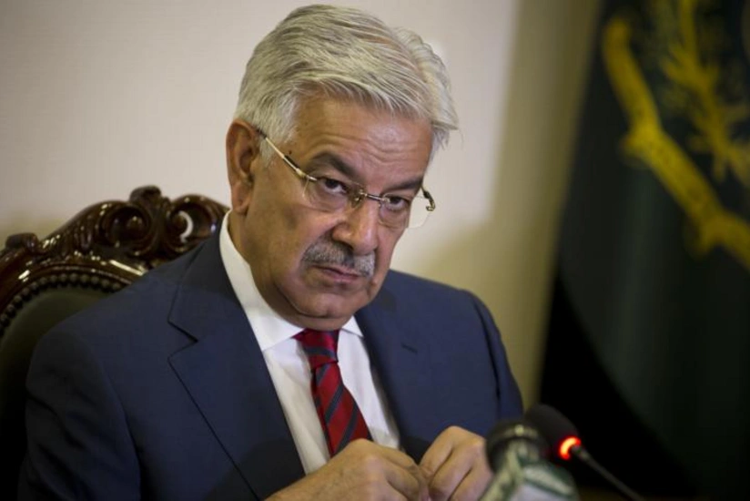 Ministri i Mbrojtjes  Pakistani është në luftë me terrorizmin