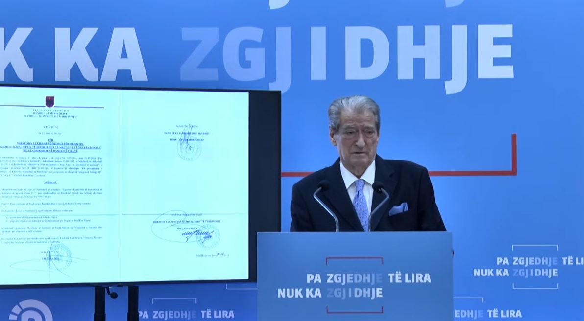  Lubia po terrorizon eksponentët e tjerë të partisë   Berisha  Balluku kërcënon ata që i dalin kundra jo me plumb ballit  por    