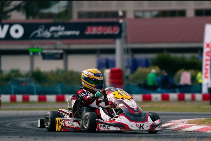 Adc40bd8 569e 416e B4af B2e92b978db5