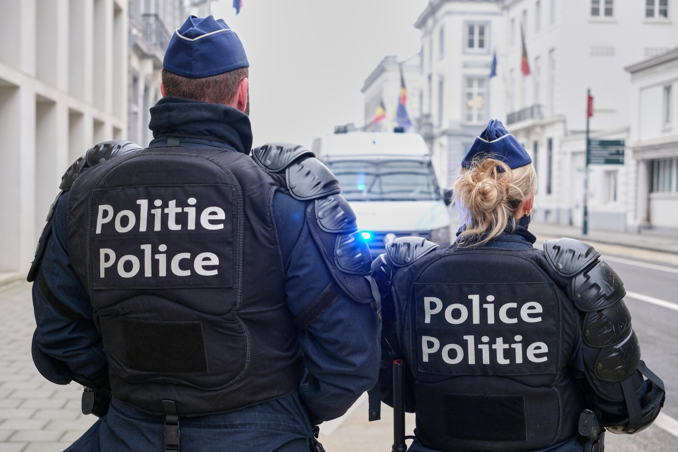 belgjika-paralizohet-nga-greva-tre-ditore-trenat-ndalen-mbyllen-aeroportet-sherbimet-publike-ne-kolaps